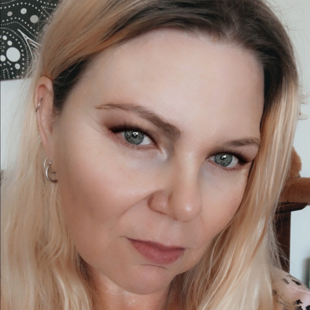 Meet your Posher, Kim